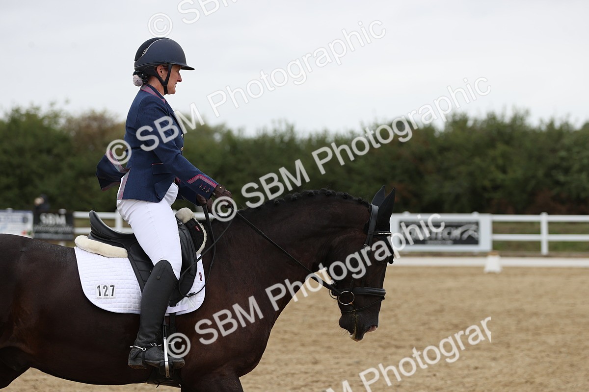 SBM_004343 - Class 9 - Novice 3 Champs