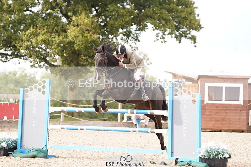 241004A-152206-00958 - Fri 04 Snr Fox & 1.20m Open