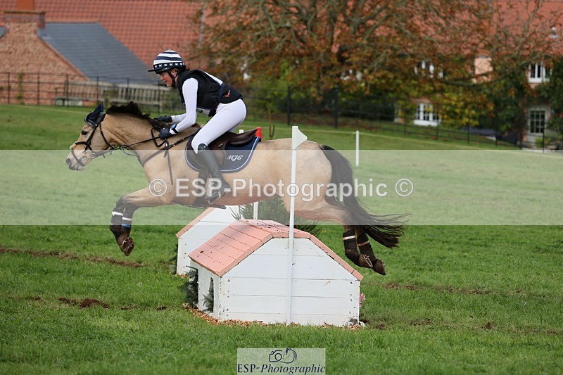 231021-135233-17189 - 442-BICTON.INCREDIBLY.DUN-millie.jo.challinor-SC+XC