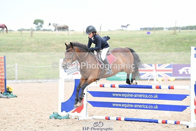 250807-133837-01232 - 90cm Round 2