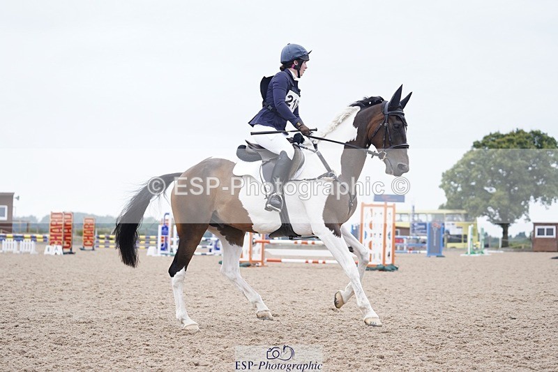 240831A-143230-04142 - 216-Becca.Midwinter-FIVALE.FULL.MONTY