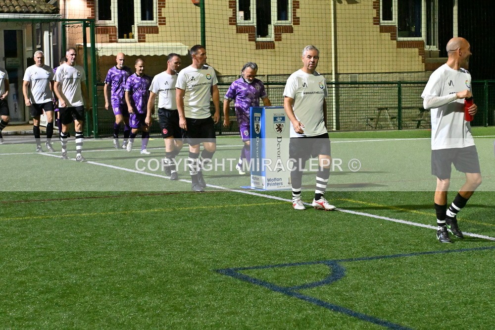 AM3_2152 - England v Devon veterans