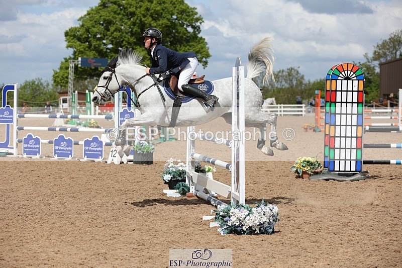 250505-120957-04772 - Cls 5 Pony Foxhunter and 1.10m Open