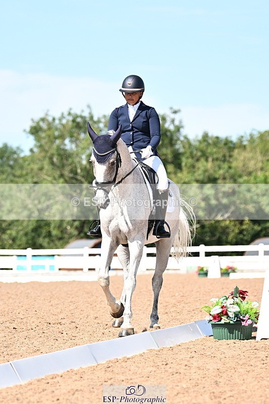 240816A-145624-05533 - 293-Layla.Ambersley-Broadbent-Galwaybay.Buddy