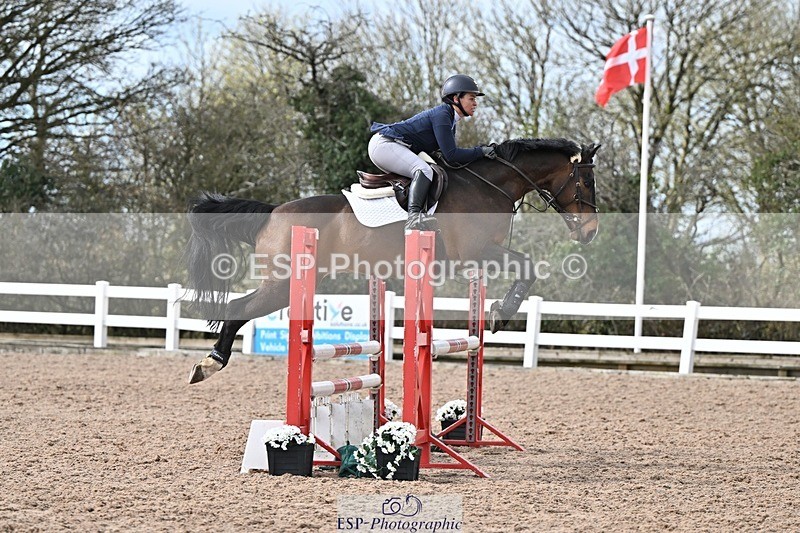250328-104935-01328 - Cls 8 British Novice and 90cm