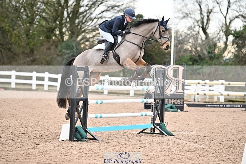 250112-131822-01428 - Cls 20 Newcomers and 1.10m Open