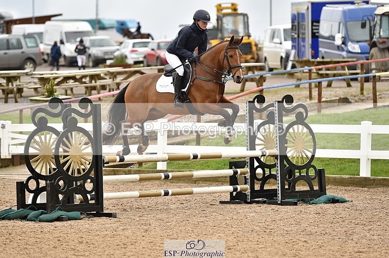 240403A-105704-00109 - Cls 1 British Novice and 90cm Open