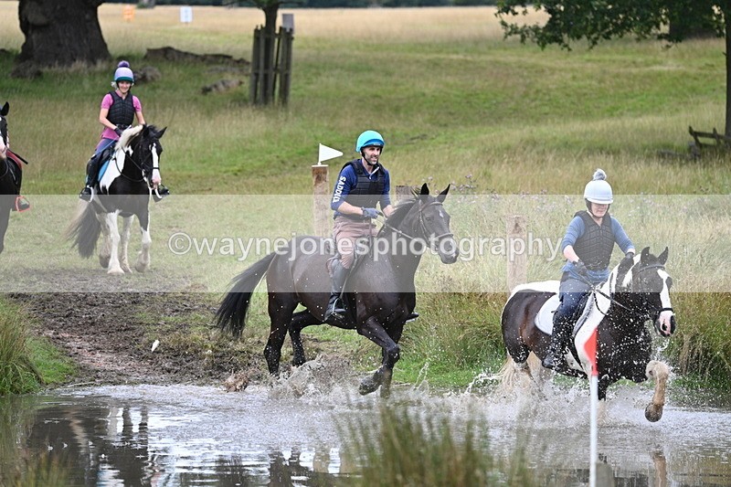 WJ7_2912 - Time at Water 11:37 to 12:13