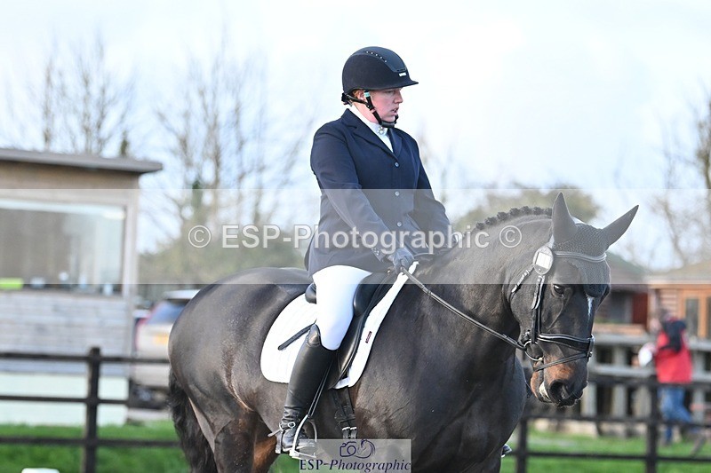 231105-160243-04003 - Cls 4 Novice 24 15.24 to 16.35 break