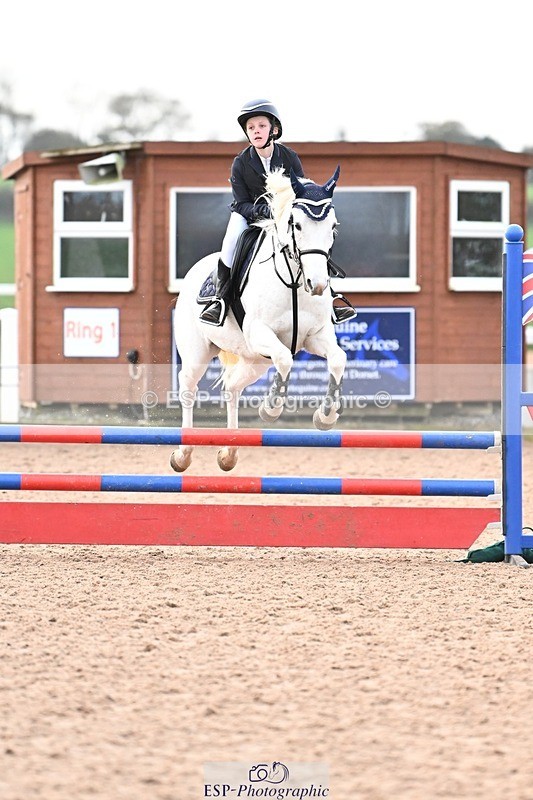 241117X-090347-03112 - Cls 05s A&B Pony Brit Nov & 80 Open