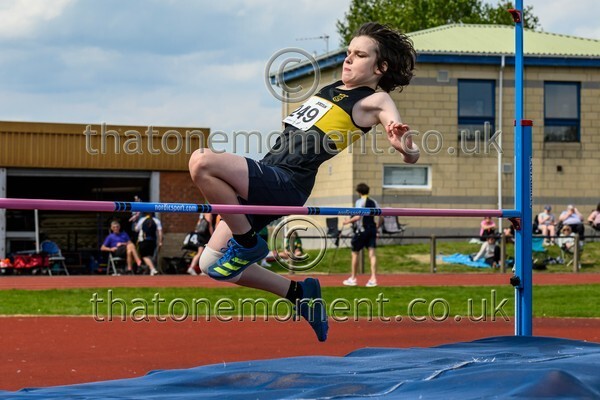 East25Sun-912475 - Field Male