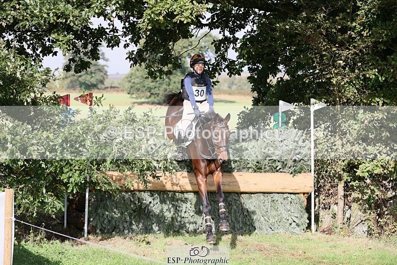 231020-105718-06279 - 030-MONBEG.SHELBY-Kat.Raybould-XC