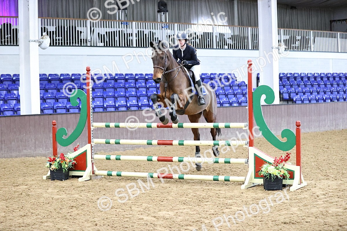 SBM_006142 - Class 16 - Senior Newcomers - 1.10m Open