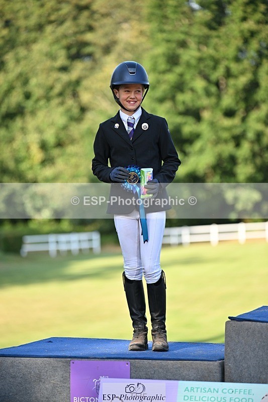 250822A-173140-24654 - Friday Presentations