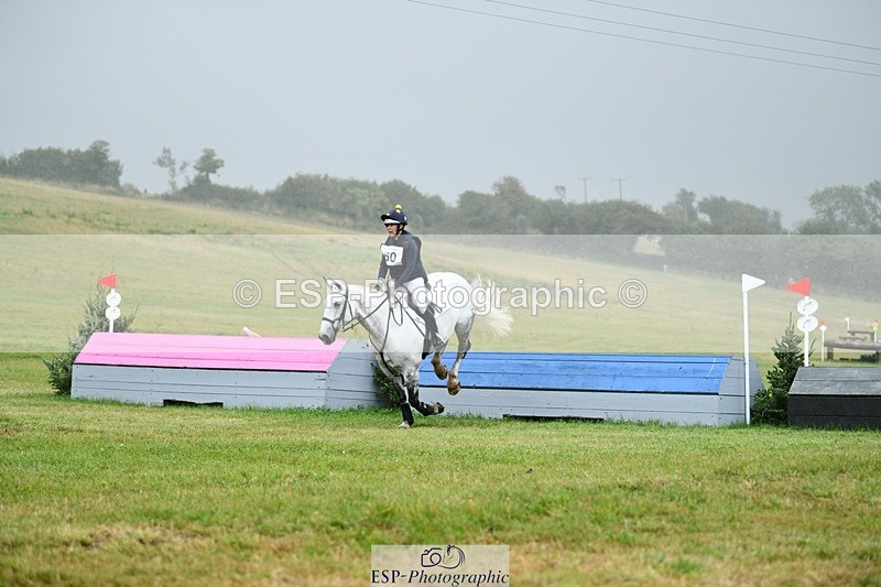 250830-115955-02398 - B-060-Helen.Hickson