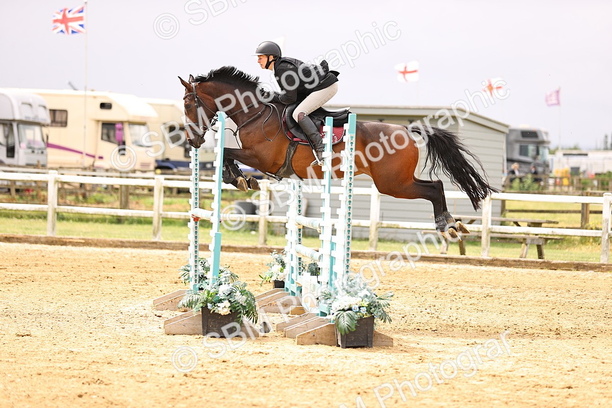 SBM_003166 - Class 21 - Senior Newcomers - 1.10m