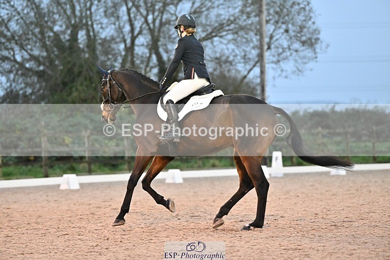 241103-163904-03389 - Novice 1 - 16.18 to 17.50