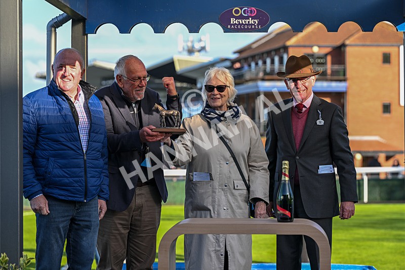 230925-Race 6-Kiss Me My Love-2172 - Race 6