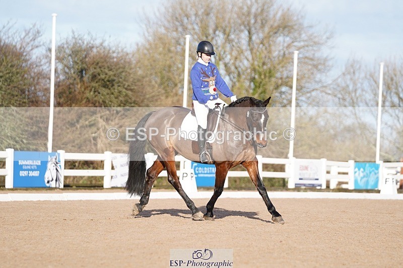 241214-114410-00355 - 143-Tila.Da.Costa-Leomiro