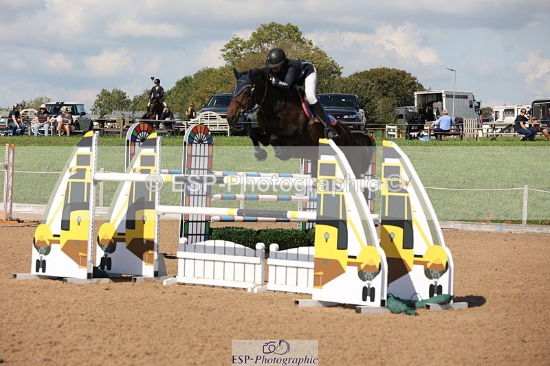 230915A-144819-02762 - Cls 5 National 1.40m