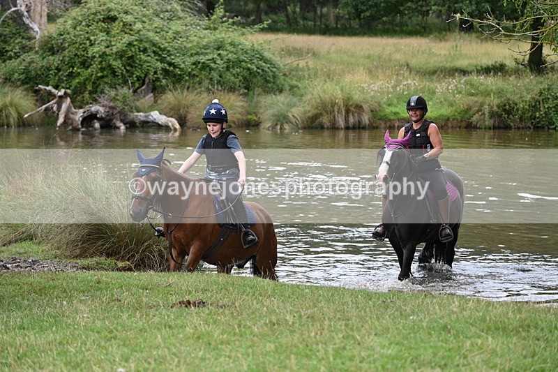 WJ7_3618 - Time at Water 12:15 to 12:50