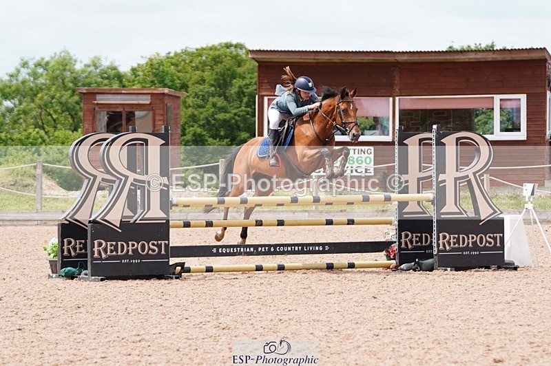 250608-130102-02792 - Cls 9 Pony Newcomers and 1m