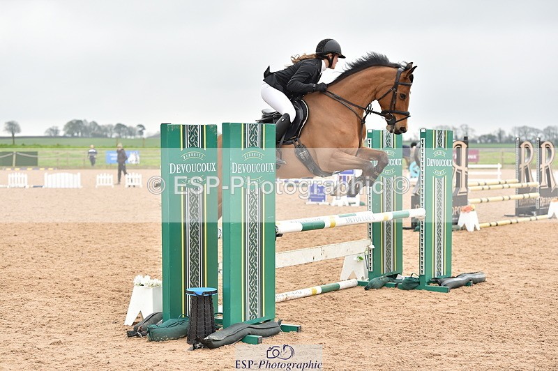 240331A-110544-00611 - 90cm First Round