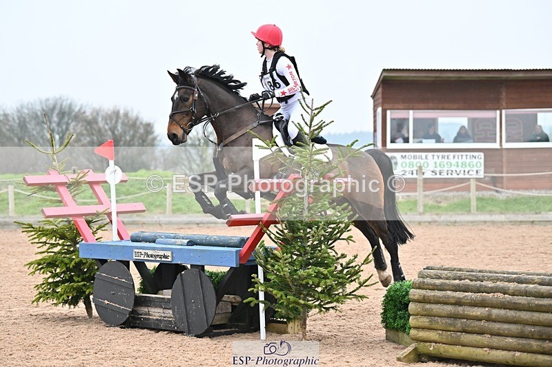 250118-140529-01423 - Cls 3A&B 90cm 13.20 to Coursewalk