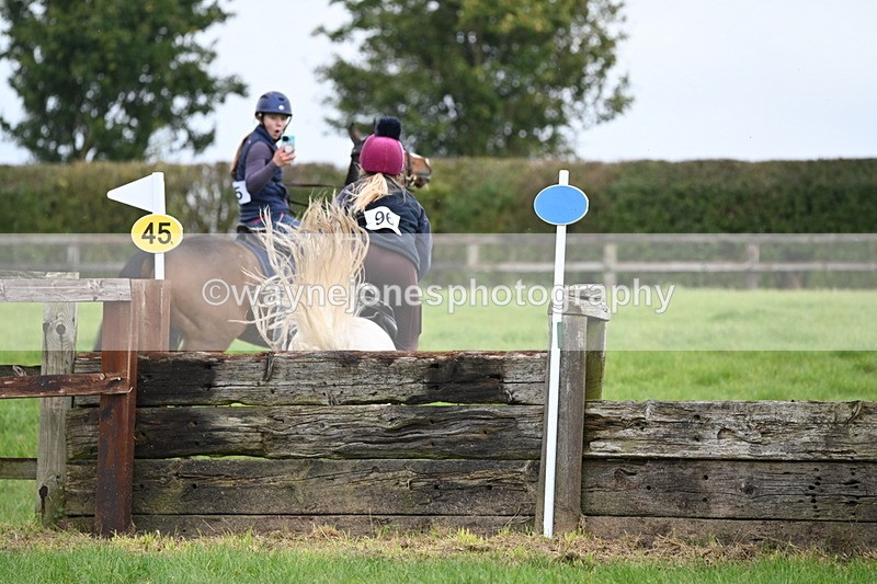 WJ6_4012 - Time at Photographer 11:48 to 11:56