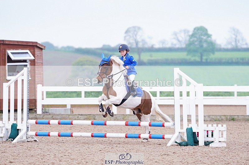 240505A-084034-03935 - Cls 11 Clear Round 50cm