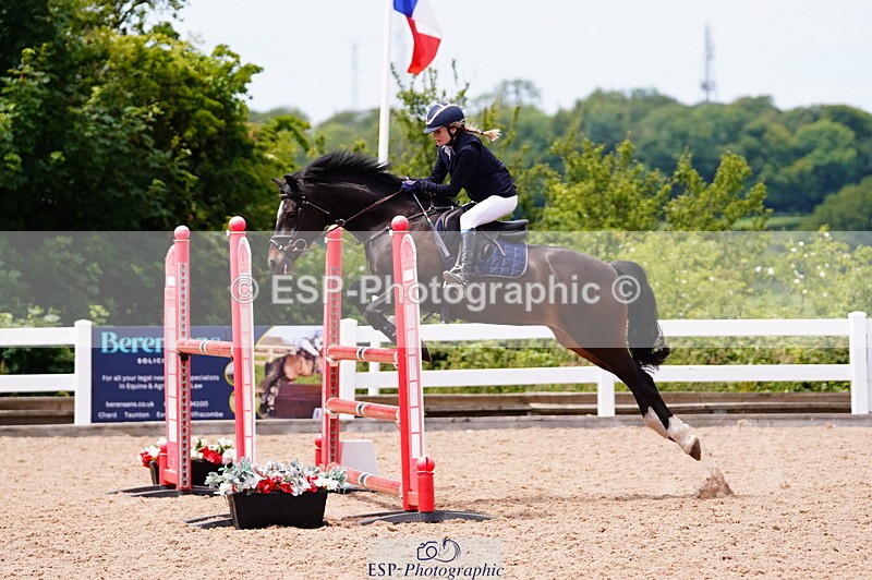 240629A-131040-05590 - Cls 18 Newcomers and 1m Open