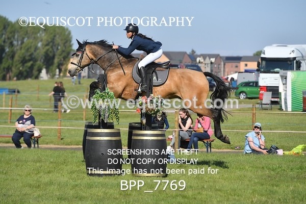 BPP_7769 - CLASS 6 Nisbets FreFrom The Farm & Andrew Dodds Autocare & Hugh O'Neill & Sons 1m Amateur Champ