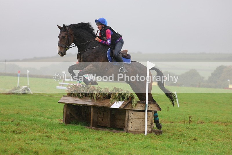 3E7A1823 - Class 4: 80cm: Box