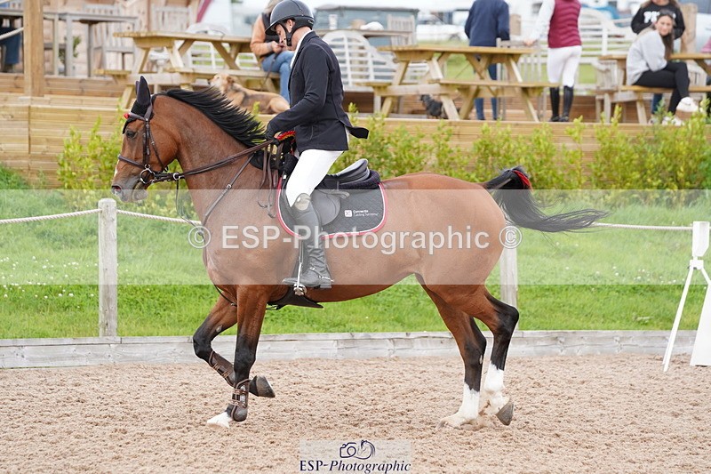 240915A-152302-10886 - Cls 28 Chard Sept GP Jump Off