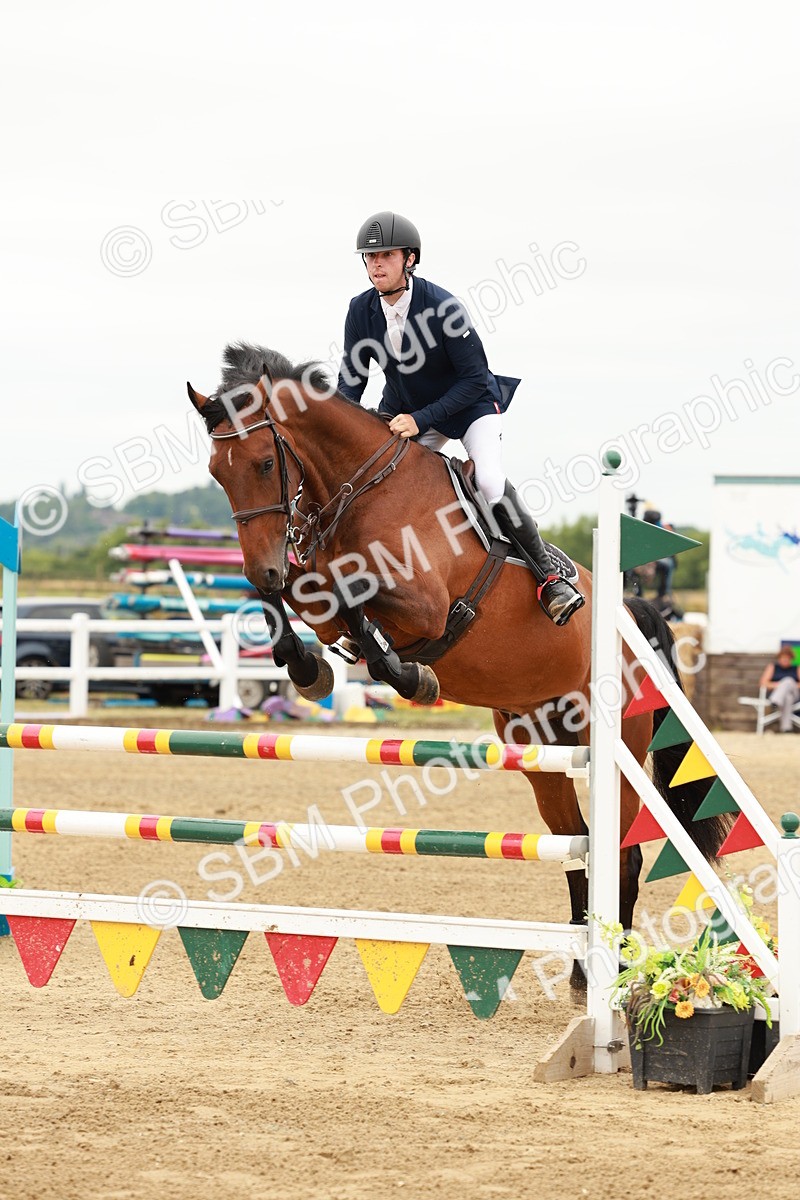 SBM_016657 - Class 20 - Senior Newcomers - 1.10m