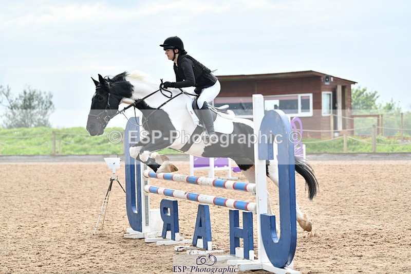 240518A-155906-02146 - Cls 7+8, 90cm and 1m