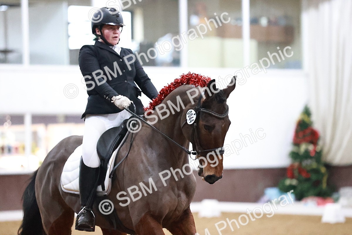 SBM_001707 - Class 9 - Novice 4