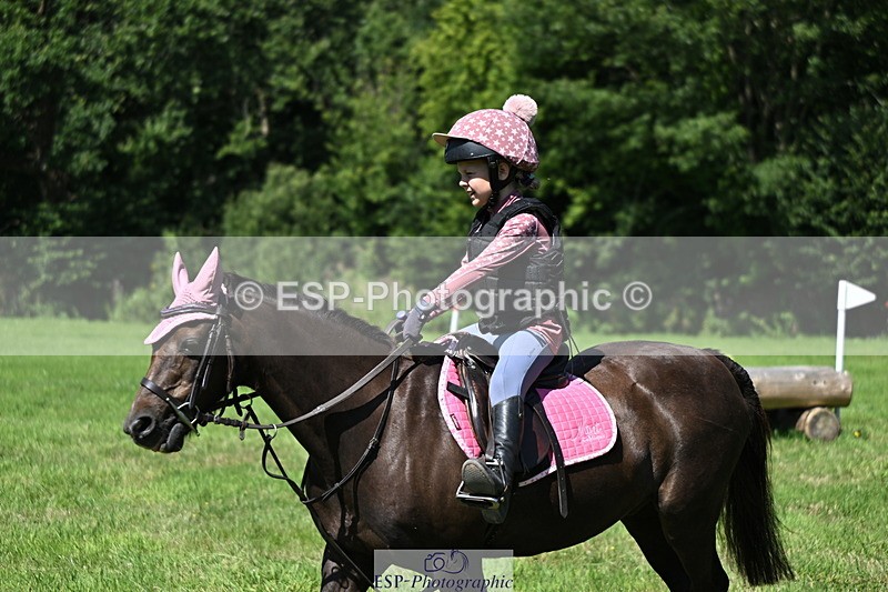 240729B-141906-02704 - Abbie's Group XC