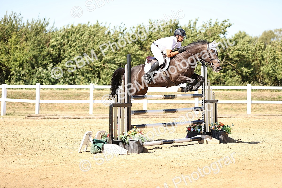 SBM_015550 - Class 16 - Senior foxhunter - 1.20m Open