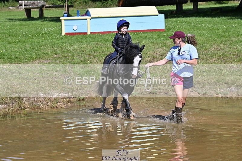 240728B-111617-01372 - Gemma's Group XC