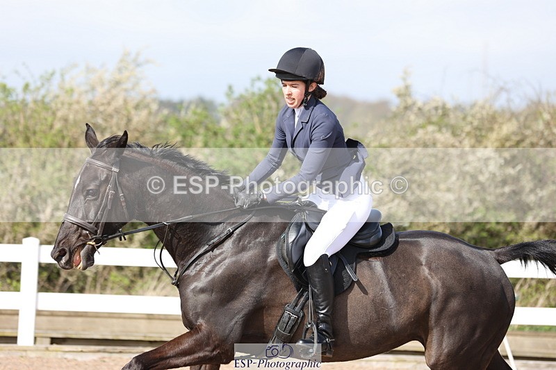 240406A-110031-02948 - Cls 20 British Novice and 90cm Open