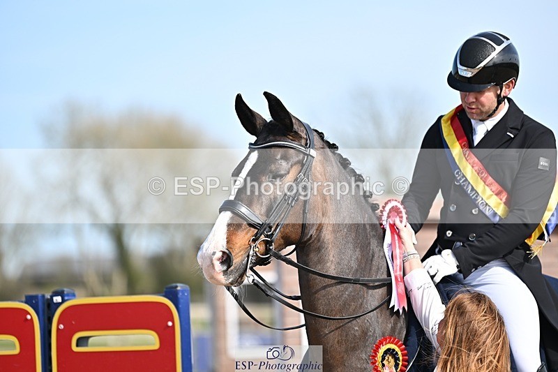 250404-155625-07304 - Cls 7 FEI Inter I Presentations