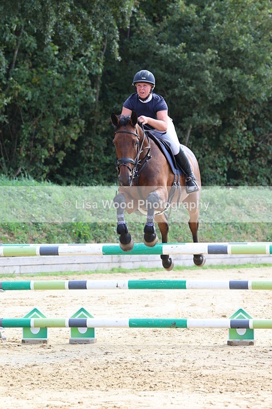 3E7A1787 - Class 8: Senior Newcomers/1.10m open