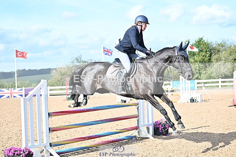 241004A-105943-01478 - Fri 07 Snr Brit Nov & 90cm Open