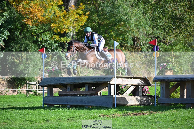 241025-144029-09319 - 213-Jim.Newsam-TULLYBEE.LOUIE
