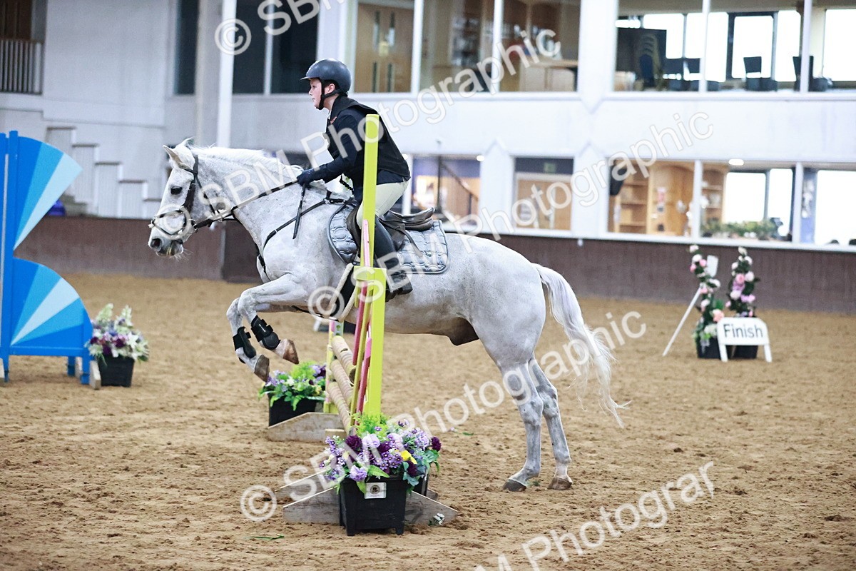 SBM_001700 - Class 9 - Pony Intro 75cm