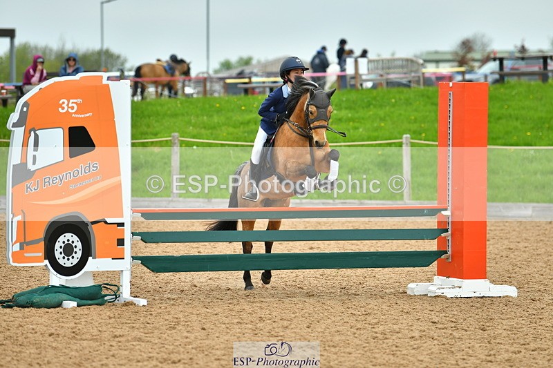 230513A-100127-00246 - Cls 12 Cats & Pipes Champ Quali