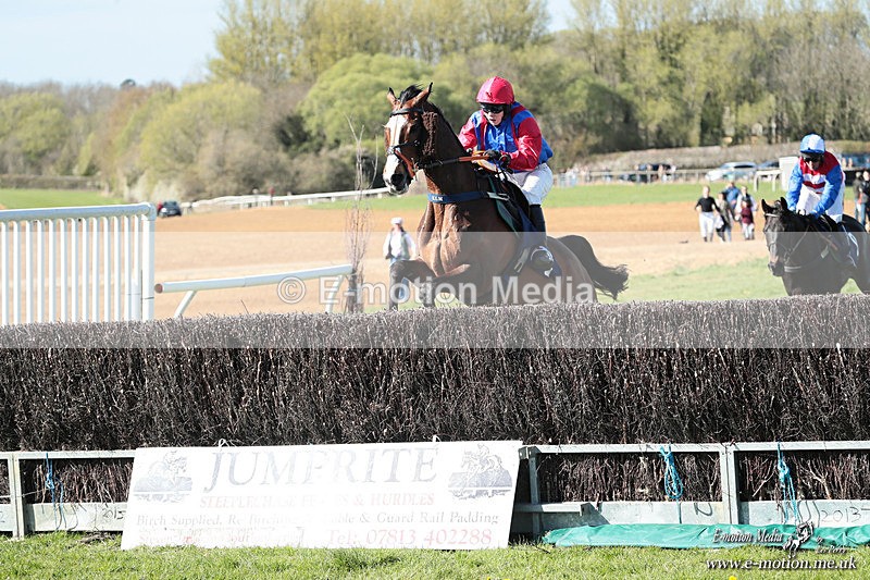 PtP 060426 423 - Paxford Races North Cotswold Easter Mon 06/04/26