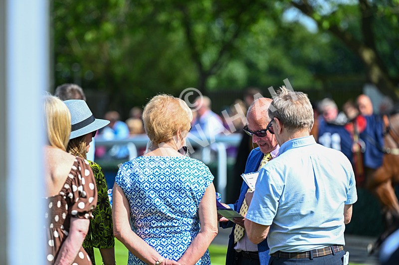 300526-Race 5-Glenfinnan-6381 - Race 5 16.00pm Happy Birthday Colin 'Spud' Stamford Handicap
