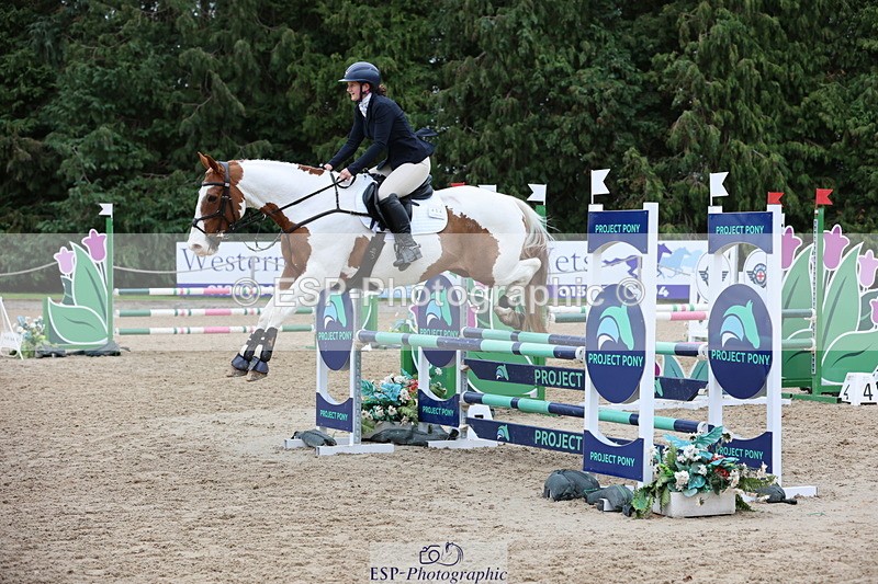 251026A-130100-24966 - F-454-Natalie.Stephens